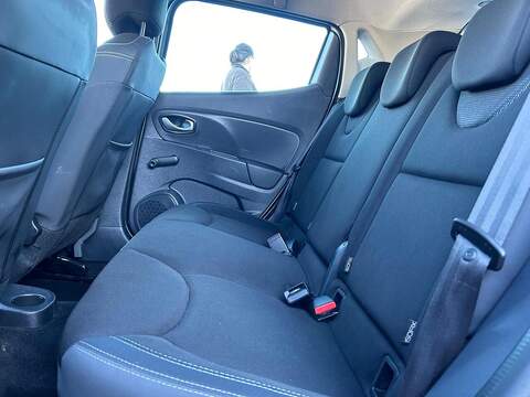 Renault Clio 0.9 TCe Play Hatchback 5dr Petrol Manual Euro 6 (s/s) (75 ps) - U435