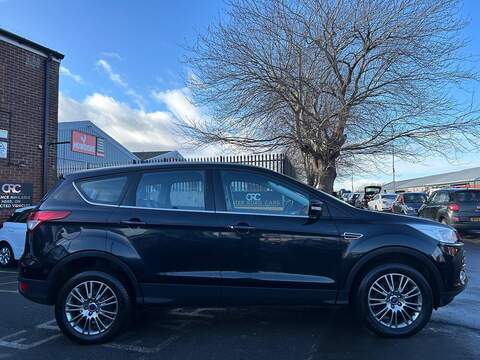 Ford Kuga 2.0 TDCi Titanium AWD Euro 5 5dr - U437