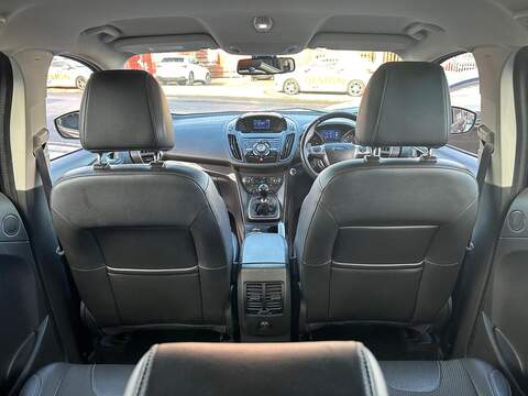 Ford Kuga 2.0 TDCi Titanium AWD Euro 5 5dr - U437
