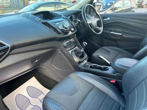 Ford Kuga 2.0 TDCi Titanium AWD Euro 5 5dr - U437