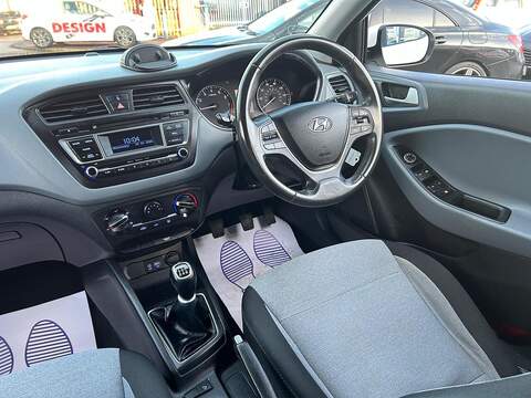 Hyundai i20 1.2 SE Euro 6 5dr - U438