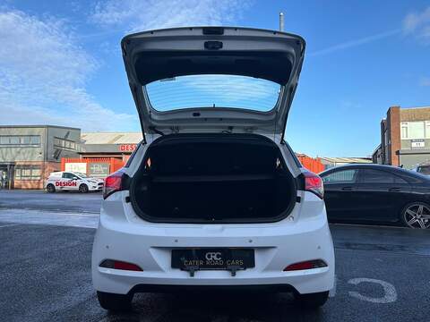 Hyundai i20 1.2 SE Euro 6 5dr - U438