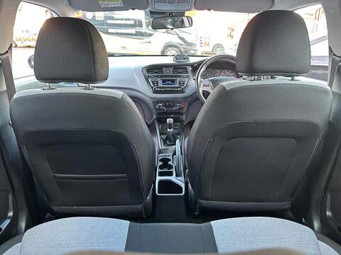 Hyundai i20 1.2 SE Euro 6 5dr - U438