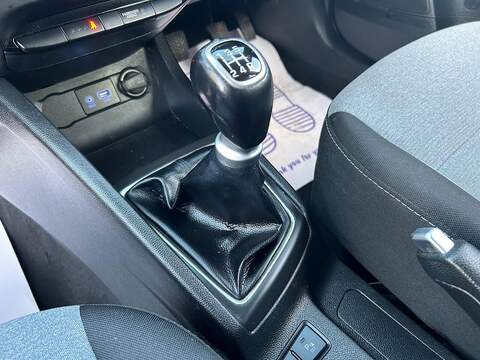 Hyundai i20 1.2 SE Euro 6 5dr - U438