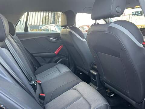 Audi Q2 1.6 TDI 30 Sport SUV 5dr Diesel Manual Euro 6 (s/s) (116 ps) - U439