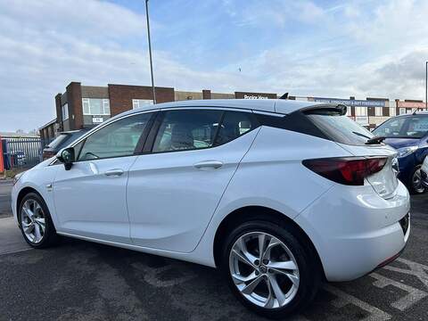 Vauxhall Astra Astra 1.0i Turbo ecoTEC SRi Nav Euro 6 (s/s) 5dr - U44