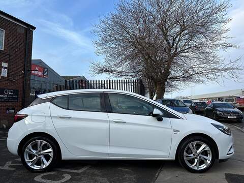 Vauxhall Astra Astra 1.0i Turbo ecoTEC SRi Nav Euro 6 (s/s) 5dr - U44