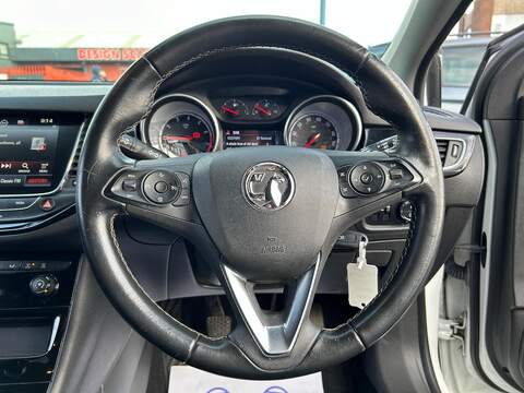 Vauxhall Astra Astra 1.0i Turbo ecoTEC SRi Nav Euro 6 (s/s) 5dr - U44