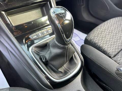 Vauxhall Astra Astra 1.0i Turbo ecoTEC SRi Nav Euro 6 (s/s) 5dr - U44