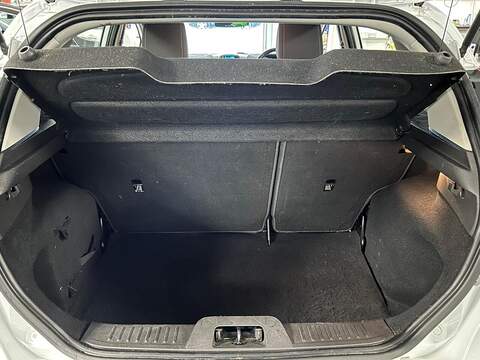 Ford Fiesta 1.25 Zetec Hatchback 5dr Petrol Manual Euro 5 (82 ps) - U442