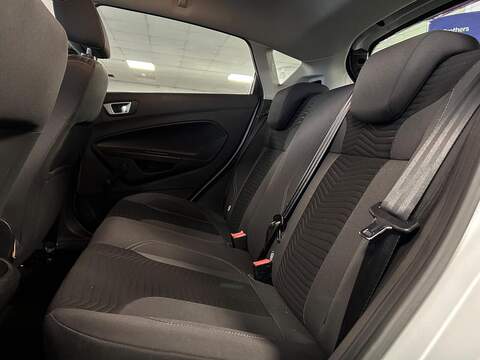 Ford Fiesta 1.25 Zetec Hatchback 5dr Petrol Manual Euro 5 (82 ps) - U442