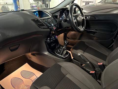 Ford Fiesta 1.25 Zetec Hatchback 5dr Petrol Manual Euro 5 (82 ps) - U442