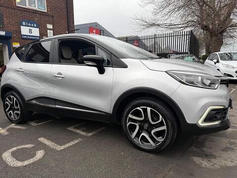 Renault Captur 1.5 dCi ENERGY Iconic SUV 5dr Diesel Manual Euro 6 (s/s) (90 ps) - U443