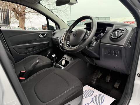 Renault Captur 1.5 dCi ENERGY Iconic SUV 5dr Diesel Manual Euro 6 (s/s) (90 ps) - U443