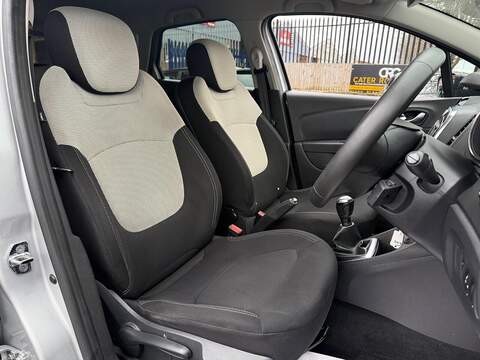 Renault Captur 1.5 dCi ENERGY Iconic SUV 5dr Diesel Manual Euro 6 (s/s) (90 ps) - U443