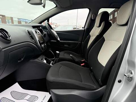 Renault Captur 1.5 dCi ENERGY Iconic SUV 5dr Diesel Manual Euro 6 (s/s) (90 ps) - U443