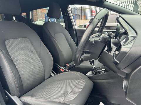 Ford Fiesta 1.0T EcoBoost ST-Line Hatchback 5dr Petrol Manual Euro 6 (s/s) (140 ps) - U445