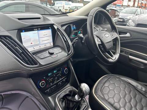 Ford Kuga 2.0 TDCi EcoBlue Vignale SUV 5dr Diesel Manual Euro 6 (s/s) (150 ps) - U446