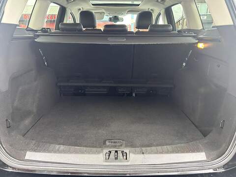 Ford Kuga 2.0 TDCi EcoBlue Vignale SUV 5dr Diesel Manual Euro 6 (s/s) (150 ps) - U446