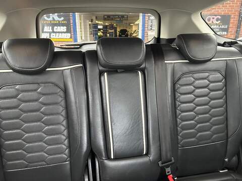 Ford Kuga 2.0 TDCi EcoBlue Vignale SUV 5dr Diesel Manual Euro 6 (s/s) (150 ps) - U446