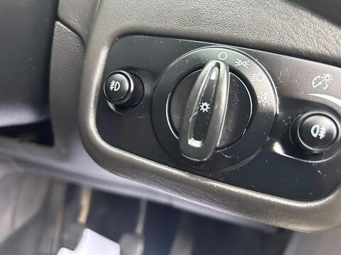 Ford Kuga 2.0 TDCi EcoBlue Vignale SUV 5dr Diesel Manual Euro 6 (s/s) (150 ps) - U446