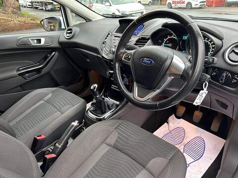 Ford Fiesta 1.0T EcoBoost Zetec Hatchback 5dr Petrol Manual Euro 6 (s/s) (100 ps) - U448