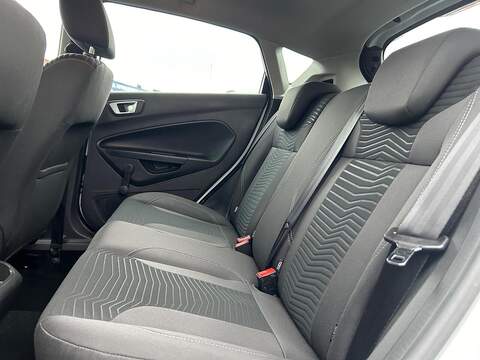 Ford Fiesta 1.0T EcoBoost Zetec Hatchback 5dr Petrol Manual Euro 6 (s/s) (100 ps) - U448