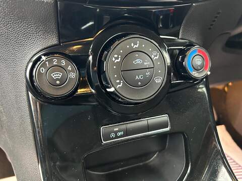 Ford Fiesta 1.0T EcoBoost Zetec Hatchback 5dr Petrol Manual Euro 6 (s/s) (100 ps) - U448