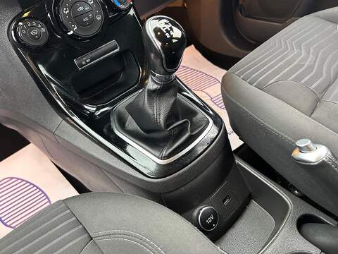 Ford Fiesta 1.0T EcoBoost Zetec Hatchback 5dr Petrol Manual Euro 6 (s/s) (100 ps) - U448