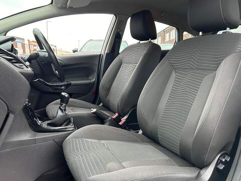 Ford Fiesta 1.0T EcoBoost Zetec Hatchback 5dr Petrol Manual Euro 6 (s/s) (100 ps) - U448