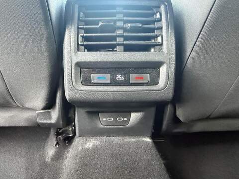 Volkswagen Golf 2.0 TSI GTI Hatchback 5dr Petrol DSG Euro 6 (s/s) (245 ps) - U449