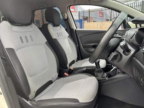 Renault Captur Captur 1.5 dCi ENERGY Dynamique MediaNav Euro 5 (s/s) 5dr - U45