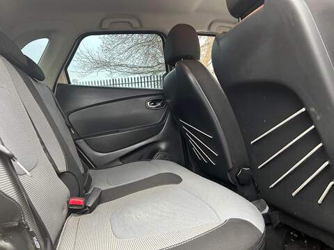 Renault Captur Captur 1.5 dCi ENERGY Dynamique MediaNav Euro 5 (s/s) 5dr - U45