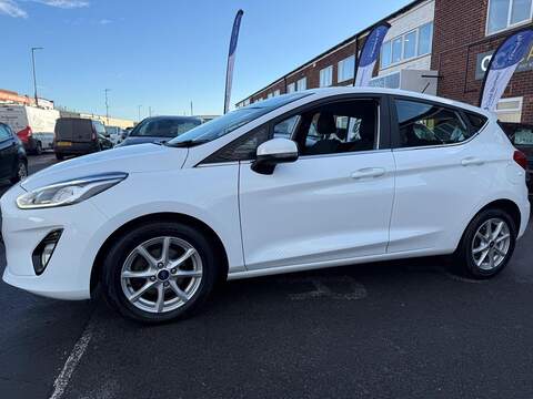 Ford Fiesta 1.0T EcoBoost Zetec Hatchback 5dr Petrol Auto Euro 6 (s/s) (100 ps) - U450