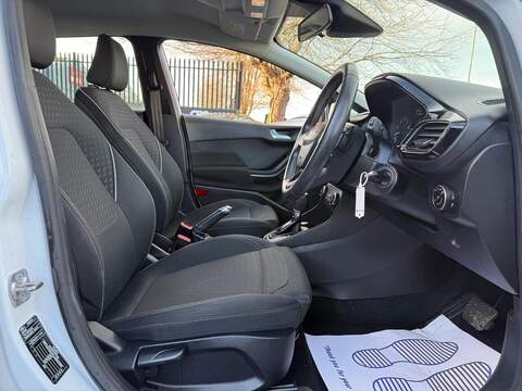 Ford Fiesta 1.0T EcoBoost Zetec Hatchback 5dr Petrol Auto Euro 6 (s/s) (100 ps) - U450