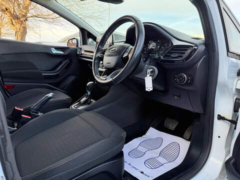 Ford Fiesta 1.0T EcoBoost Zetec Hatchback 5dr Petrol Auto Euro 6 (s/s) (100 ps) - U450