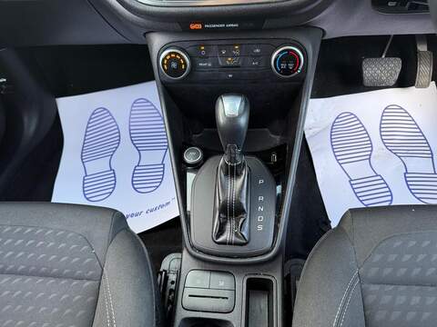 Ford Fiesta 1.0T EcoBoost Zetec Hatchback 5dr Petrol Auto Euro 6 (s/s) (100 ps) - U450