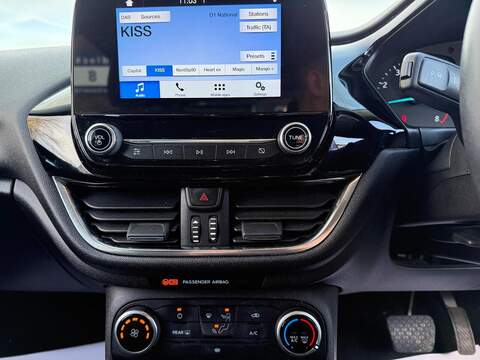 Ford Fiesta 1.0T EcoBoost Zetec Hatchback 5dr Petrol Auto Euro 6 (s/s) (100 ps) - U450