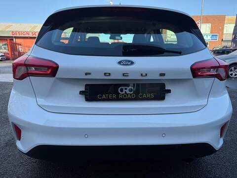 Ford Focus 1.0T EcoBoost Titanium Hatchback 5dr Petrol Manual Euro 6 (s/s) (125 ps) - U455