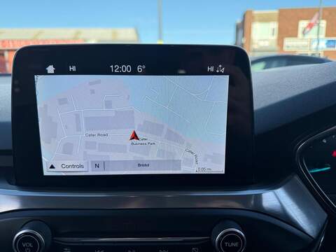 Ford Focus 1.0T EcoBoost Titanium Hatchback 5dr Petrol Manual Euro 6 (s/s) (125 ps) - U455