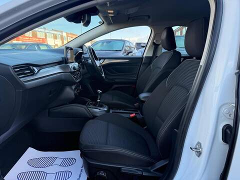 Ford Focus 1.0T EcoBoost Titanium Hatchback 5dr Petrol Manual Euro 6 (s/s) (125 ps) - U455