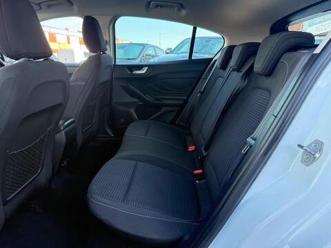 Ford Focus 1.0T EcoBoost Titanium Hatchback 5dr Petrol Manual Euro 6 (s/s) (125 ps) - U455