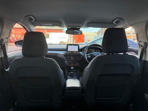 Ford Focus 1.0T EcoBoost Titanium Hatchback 5dr Petrol Manual Euro 6 (s/s) (125 ps) - U455