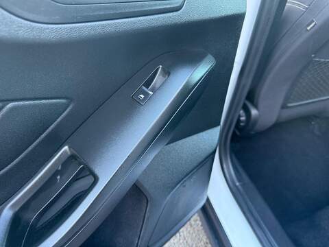 Ford Focus 1.0T EcoBoost Titanium Hatchback 5dr Petrol Manual Euro 6 (s/s) (125 ps) - U455