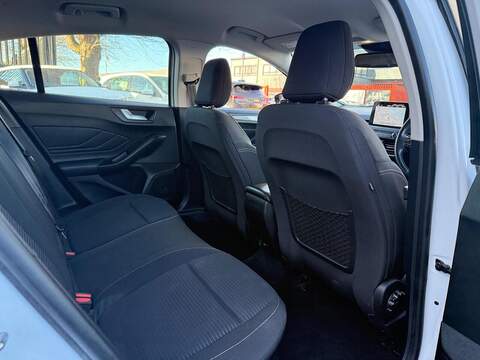 Ford Focus 1.0T EcoBoost Titanium Hatchback 5dr Petrol Manual Euro 6 (s/s) (125 ps) - U455