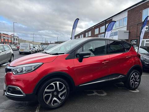 Renault Captur 1.5 dCi ENERGY Signature Nav SUV 5dr Diesel Auto Euro 6 (s/s) (90 ps) - U457