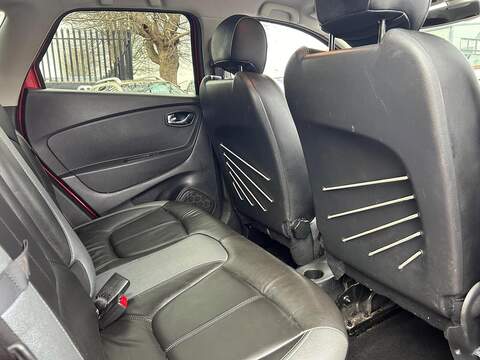 Renault Captur 1.5 dCi ENERGY Signature Nav SUV 5dr Diesel Auto Euro 6 (s/s) (90 ps) - U457