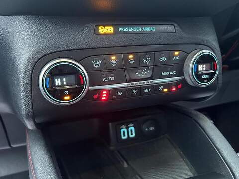 Ford Kuga 1.5 EcoBlue ST-Line X Edition SUV 5dr Diesel Manual Euro 6 (s/s) (120 ps) - U459