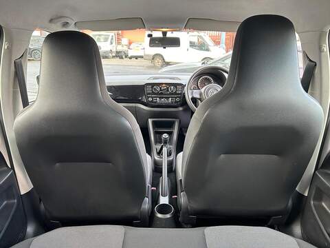Volkswagen up! 1.0 Move up! Hatchback 5dr Petrol Manual Euro 5 (60 ps) - U462
