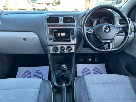 Volkswagen Polo 1.0 beats Hatchback 5dr Petrol Manual Euro 6 (s/s) (60 ps) - U465